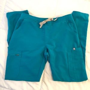 Women’s Figs Scrub Yolo Pants